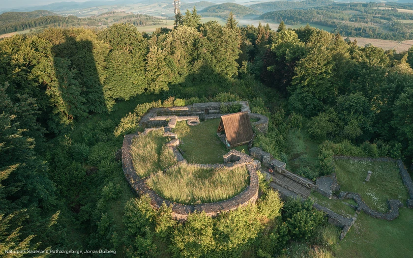 Ruine auf dem Eisenberg