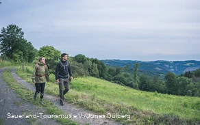 Wandern mit Aussicht am Sauerland-Höhenflug