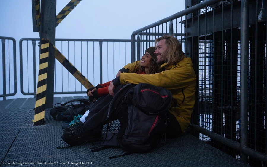 Frühnebel auf dem Schombergturm