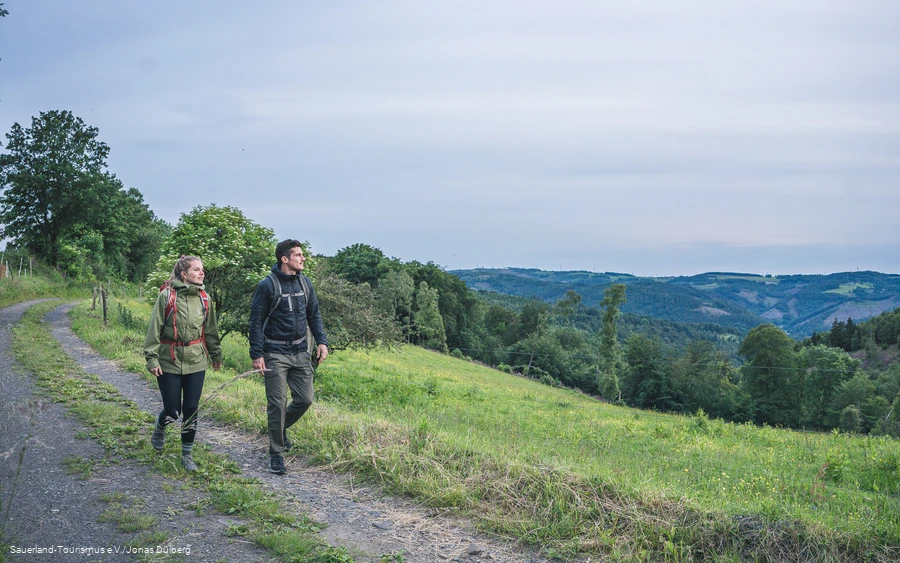Wandern mit Aussicht am Sauerland-Höhenflug