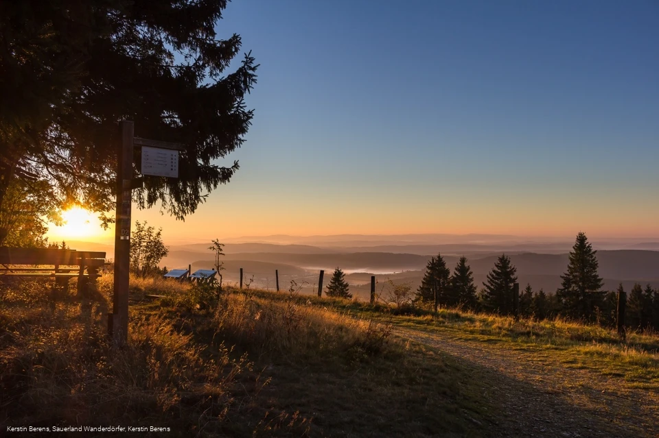 Sonnenaufgang am Aussichtspunkt Kalied